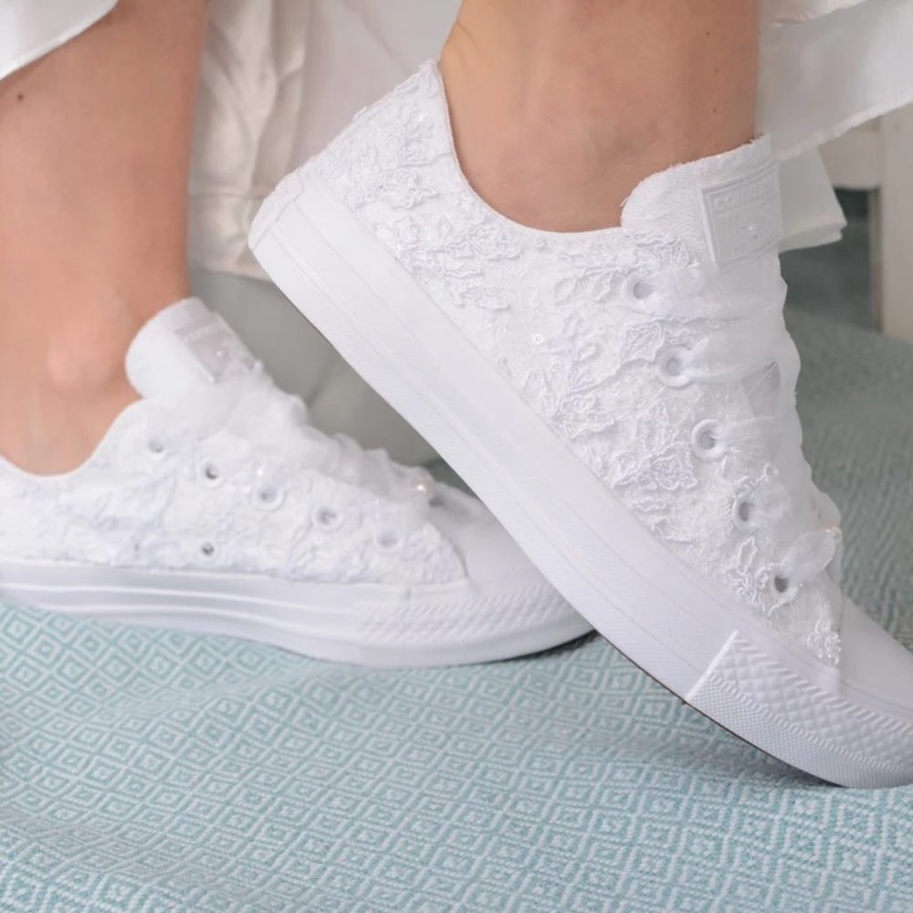 LACE CONVERSE